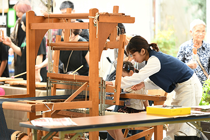 織物体験～昔と今とが織りなす世界～のイメージ